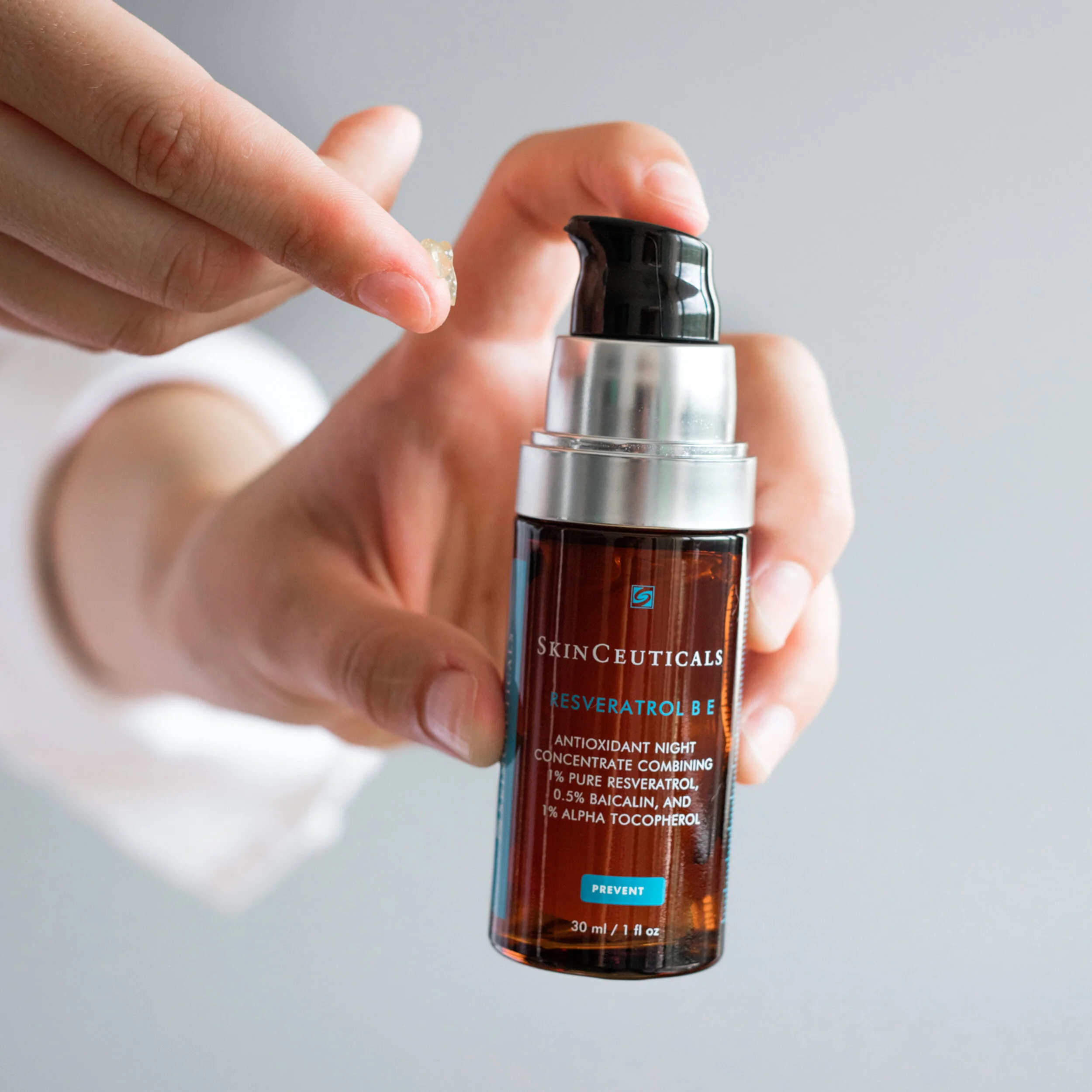 SkinCeuticals+Resveratrol+B+E+